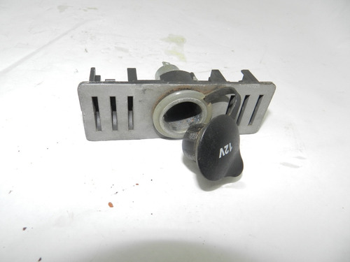 Acendedor Cigarro Tomada 12v Gm Corsa Joy 2003 A 2007