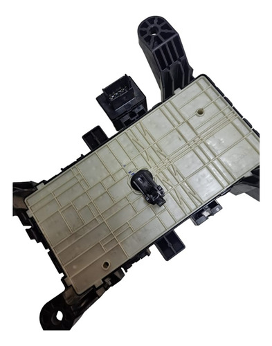 Caixa Fusiveis Suzuki Grand Vitara 2.0 16v 2009 2010 2011
