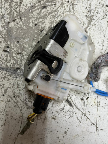 Fechadura Elétrica Dianteira Esquerda Vw Gol G5 G6 G7