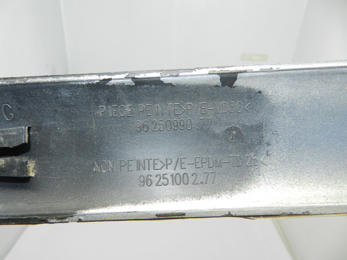 Friso Porta Direita Peugeot 206cc 99/07 9625100177