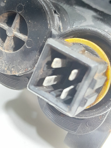 Carcaça Valvula Termostatica Vw Gol Paratu 1.0 8v 97/14 (vj)