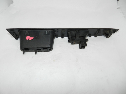 Moldura Botão Vidro Traseiro Direito Nissan Sentra 08/12