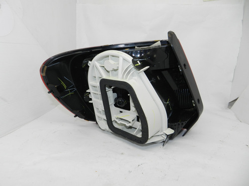 Lanterna Direita Vw Gol G6 2013 A 2016 Detalhe 5u6945096s