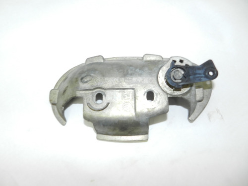 Suporte Maçaneta Externa Dianteira Esquerda Vw Corsa 02/12
