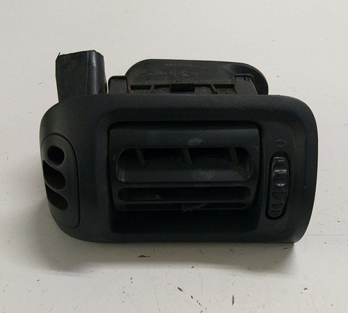 Difusor Ar Esquerdo Renault Clio 2003 2004 A 2016 95095310