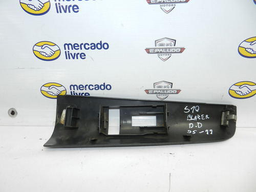 Moldura Botão Vidro Dianteira Direita S10 Blazer 95/11