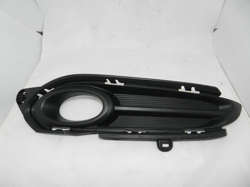 Moldura Grade Farol Milha Direito Honda Hrv 15/18 71105t7tm1