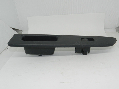 Comando Moldura Vidro Traseiro Esquerdo Gm S10 2013 A 2017