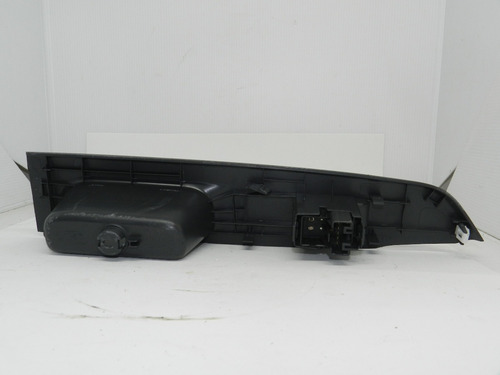 Comando Moldura Vidro Traseiro Esquerdo Gm S10 2013 A 2017
