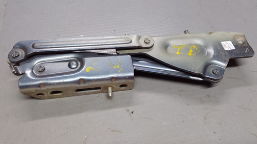 Dobradiça Direita Porta Malas C4 Pallas. 23635