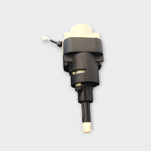 Interruptor De Luz Do Freio Vw Fox Gol Jetta New 2007 2014