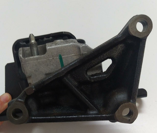 Suporte Coxim Motor Direito Toyota Etios 2015 Rt080002