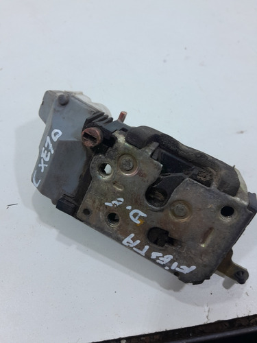 Fechadura Porta Diant.esq Ford Fiesta 04/09 (vj)