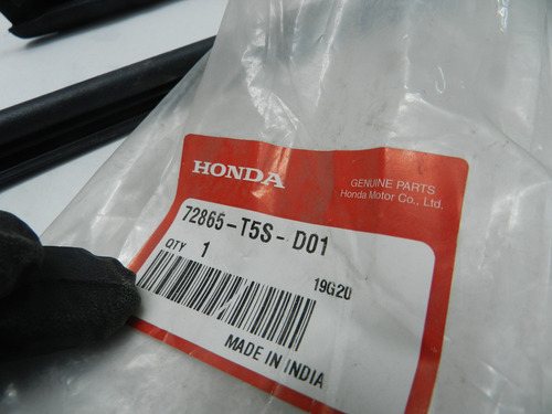 Borracha Porta Traseira Esquerda Honda Wrv Fit 15/21 
