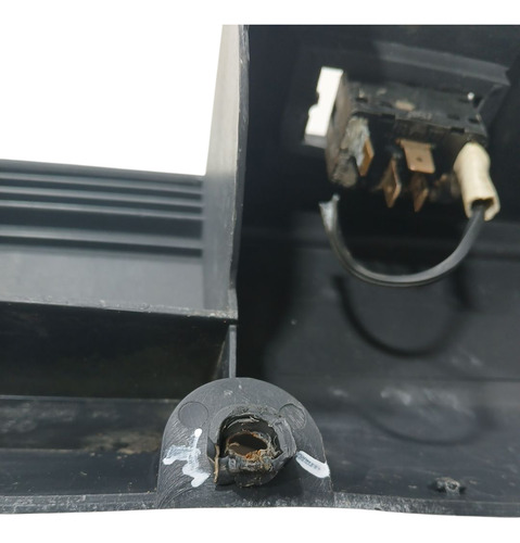Porta Objetos Diant. Dir. Renault Clio 1999 Com Detalhe (ap)