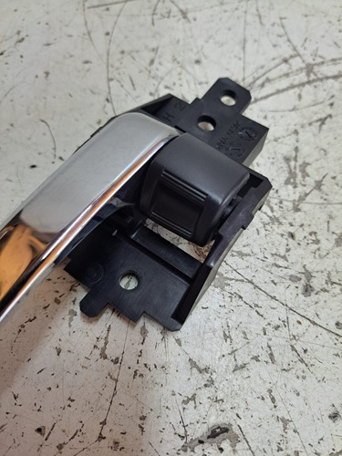 Maçaneta Interna Porta Cromada Esquerda Outlander 2013 2015