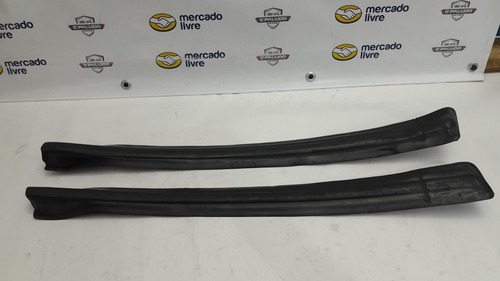 Par Friso Coluna Central Porta Gm Zafira 01/12 Com Detalhe
