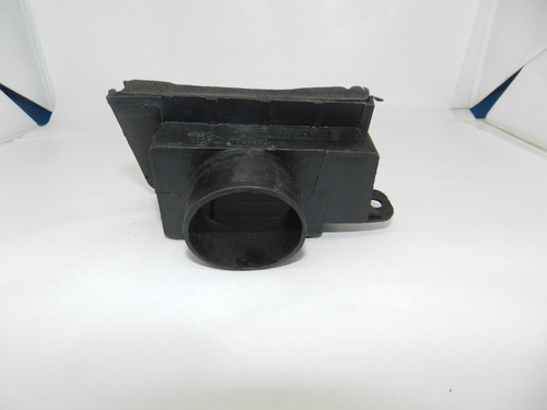 Conector Duto Ar Lado Direito Fiat Uno Fiorino 7728960