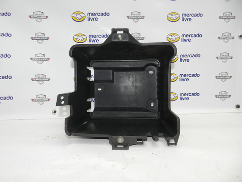 Suporte Caixa Bateria Ford Fiesta 1996 A 2001 96fb10723ag