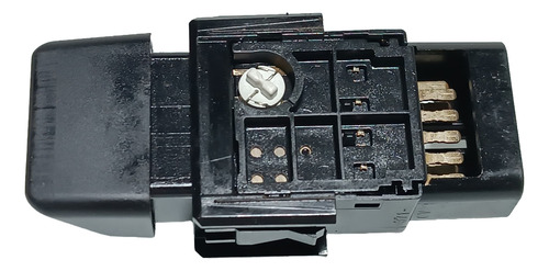 Botao Alerta Toyota Sw4 1996 2004 Original (detalhe)