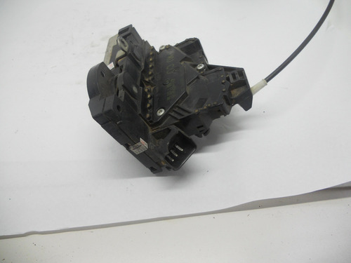 Fechadura Porta Traseira Direita Ford Focus 02/ 09 C Detalhe