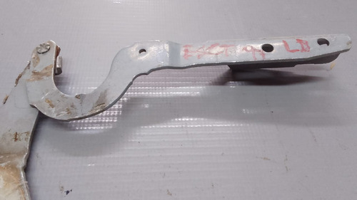 Dobradiça Braço Direito Capo Ford Escort 1994/1995. 23685