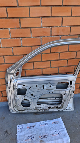 Porta Renault Symbol 2009 2014 Dianteira Direita Usado