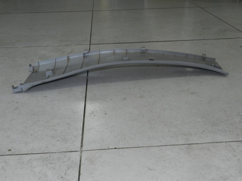 Moldura Coluna Central Direita Toyota Etios 2013 A 2017