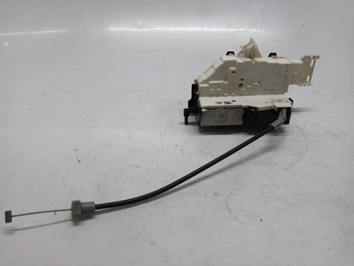 Fechadura Da Porta Dianteira Direita Citroen C4 2007 A 2014