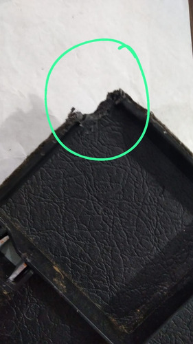 Tampão Assoalho Porta Malas Toyota Corolla 01/06 C/detalhe
