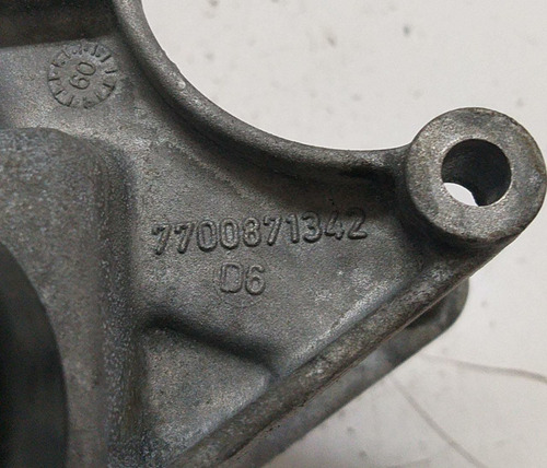 Suporte Coxim Bomba Direção Renault Clio Sandero 7700871342