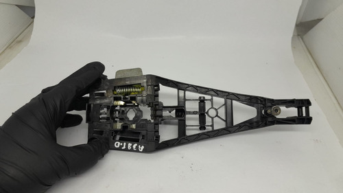 Suporte Maçaneta Ext Direita Agile Vectra Gt Montana 06/18