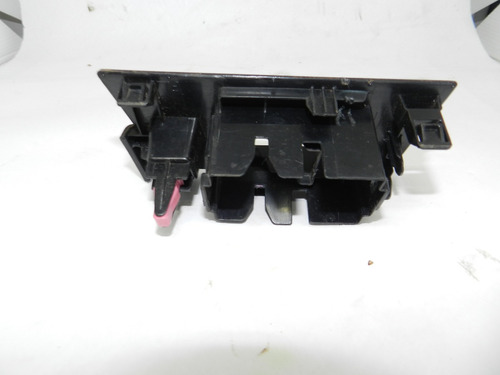 Moldura Botão Vidro Trseiro Esquerdo Toyota Corolla 15/19 