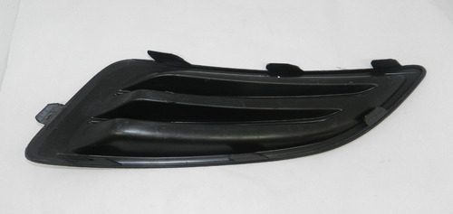 Moldura Farol Milha Lado Direito Ford New Fiesta 2014 A 2017