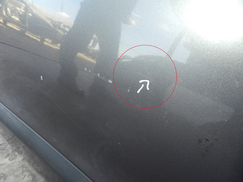 Porta Traseira Direita Renault Scenic Megane 99/05 Detalhe