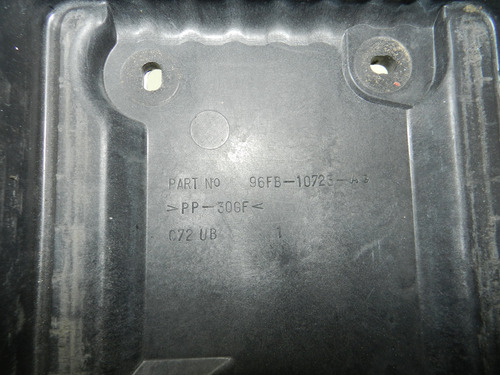 Suporte Caixa Bateria Ford Fiesta 1996 A 2001 96fb10723ag