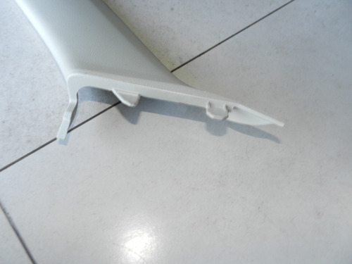 Moldura Coluna Esquerda Para-brisa Toyota Corolla 03/08