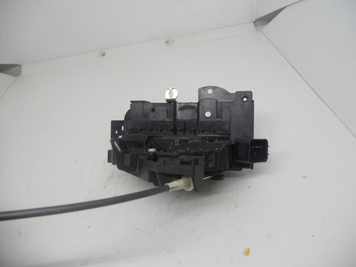 Fechadura Traseira Esquerda Ford Focus 2008 2s4aa26413da