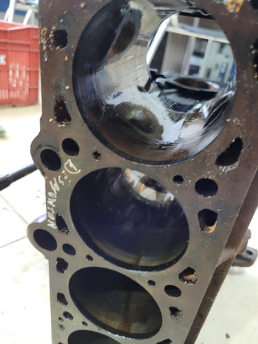 Bloco Motor Vw Santana 2003 2.0 121cv Stander (r)