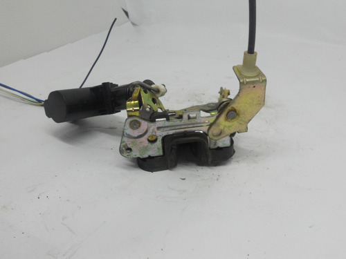 Fechadura Porta Dianteira Direita Gm Celta 2000 A 2006