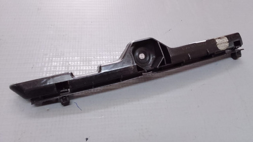 Guia Parachoque Dianteiro Direito Toyota Hilux 05/15  23902