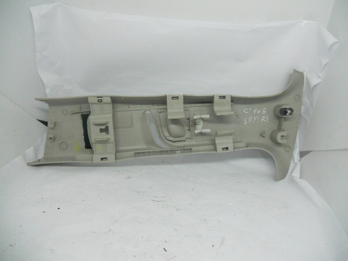 Acabamento Coluna Cinto Direito Gm Zafira 2004 A 2008