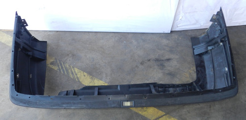 Para-choque Traseiro Gm Omega 92/98 Com Detalhe 90339932
