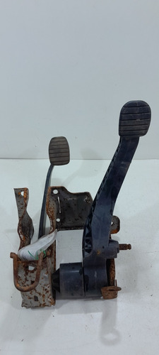 Pedal Freio Embreagem Duster 12/14 8200874852 (vj)