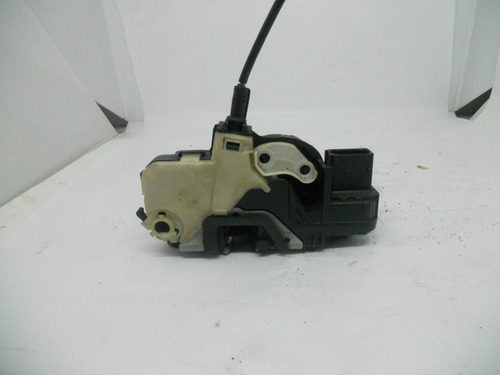 Fechadura Porta Dianteira Direita Gm Montana Agile 13579524