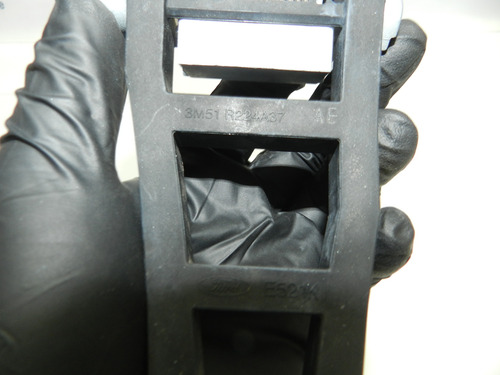 Suporte Maçaneta Externa Traseira Esquerda Ford Focus 09/13
