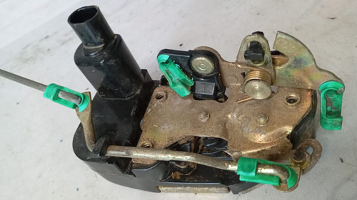 Fechadura Tampa Traseiro Jeep Cherokee Sport 3.7 V6 2007