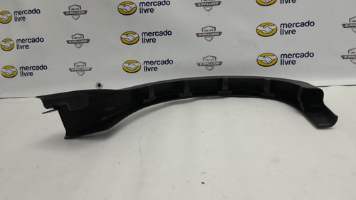 Moldura Esquerda Dobradiça Tampa Traseira C180k C230 00/06