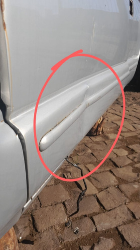 Porta Dianteira Esquerda Gm Blazer V6 1998 A 2004 C/ Detalhe
