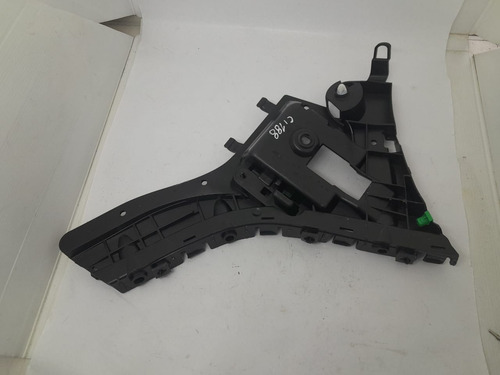 Guia Para-choque Traseiro Lado Direito Volvo Xc60 T5 11/17